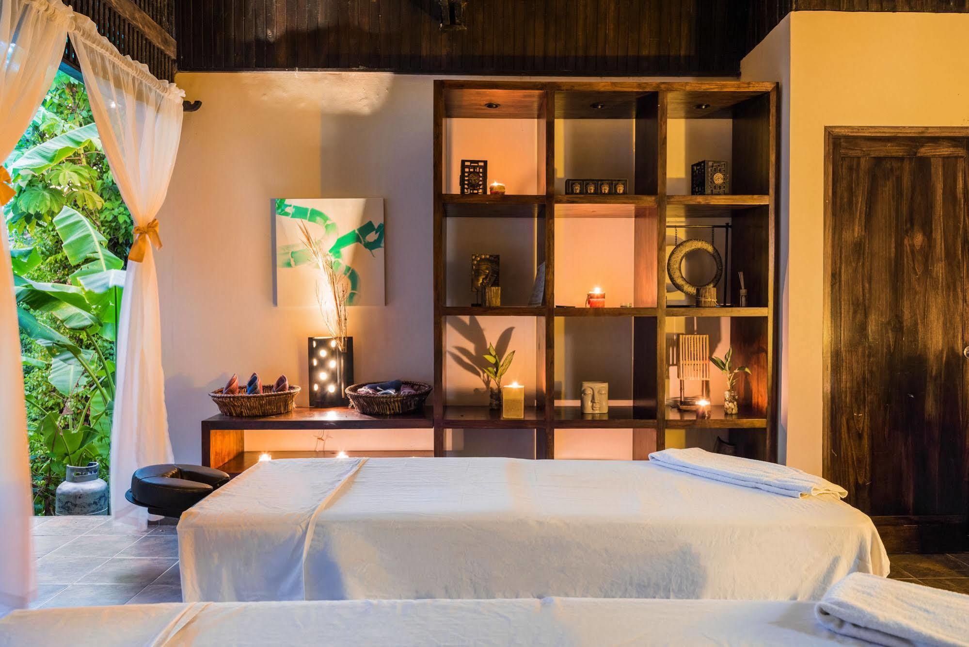 Tiki Villas Rainforest Lodge & Spa 우비타 외부 사진